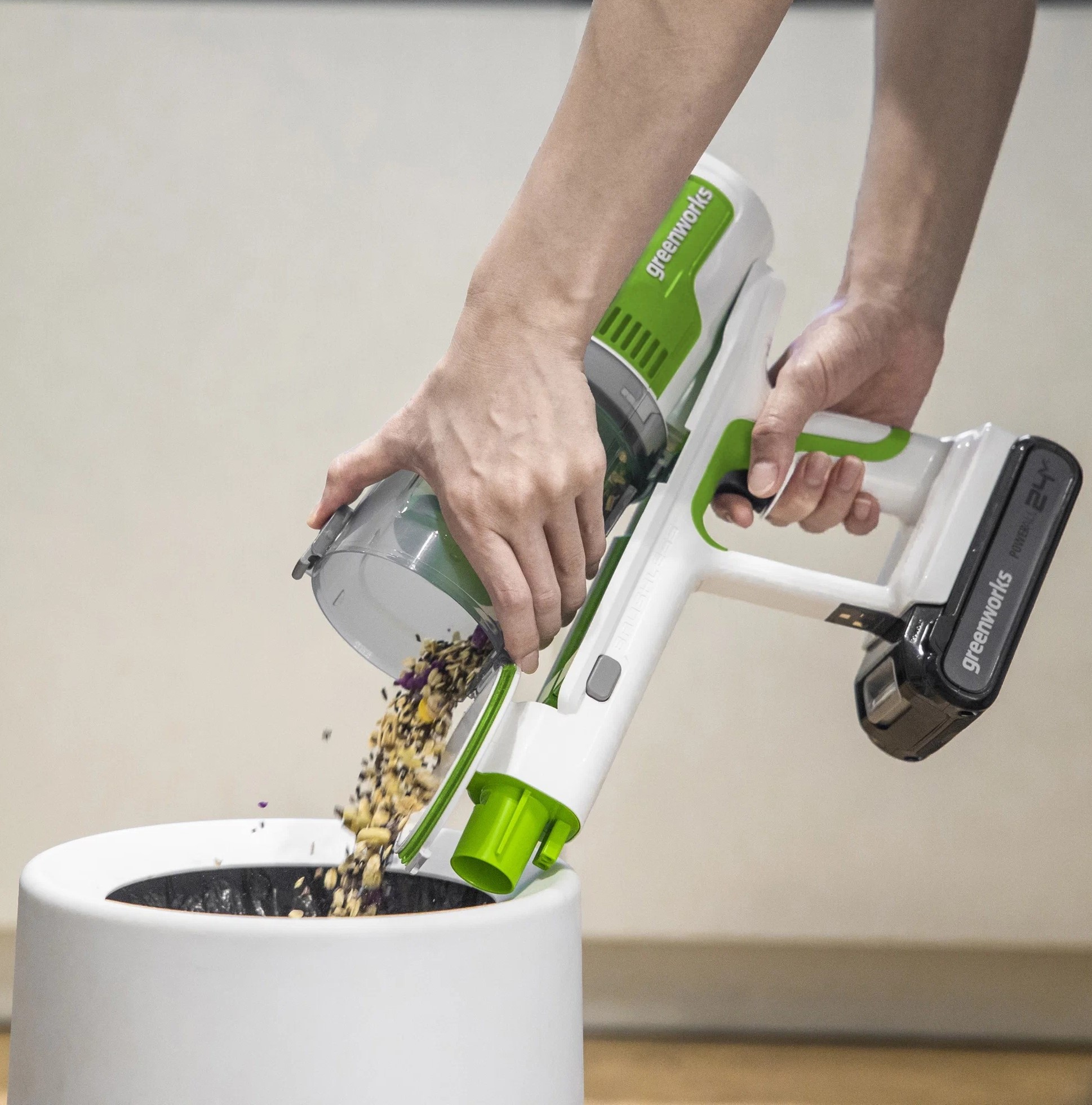 cordless-stick-vacuum-cleaner-greenworks-sv2436024-dust-container-cleaning