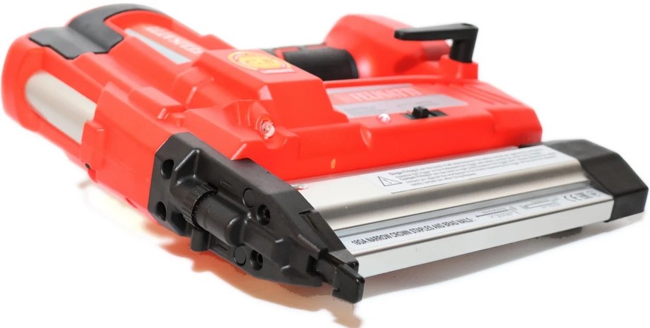 gvozdik-felisatti-ft1646-vid-snizu