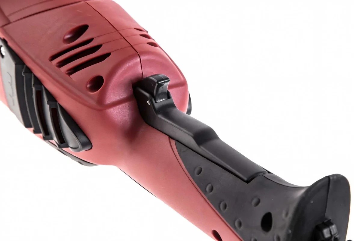 einhell-230mm-bolgarka-te-ag-230-2000-obzor-korpusa