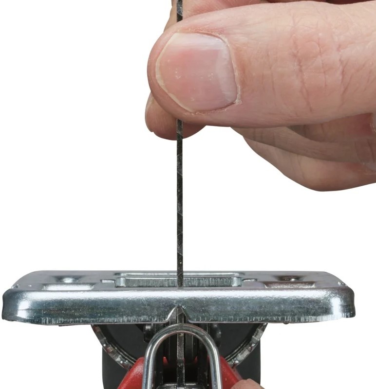 lobzik-einhell-tc-js-60-1-close-up-front