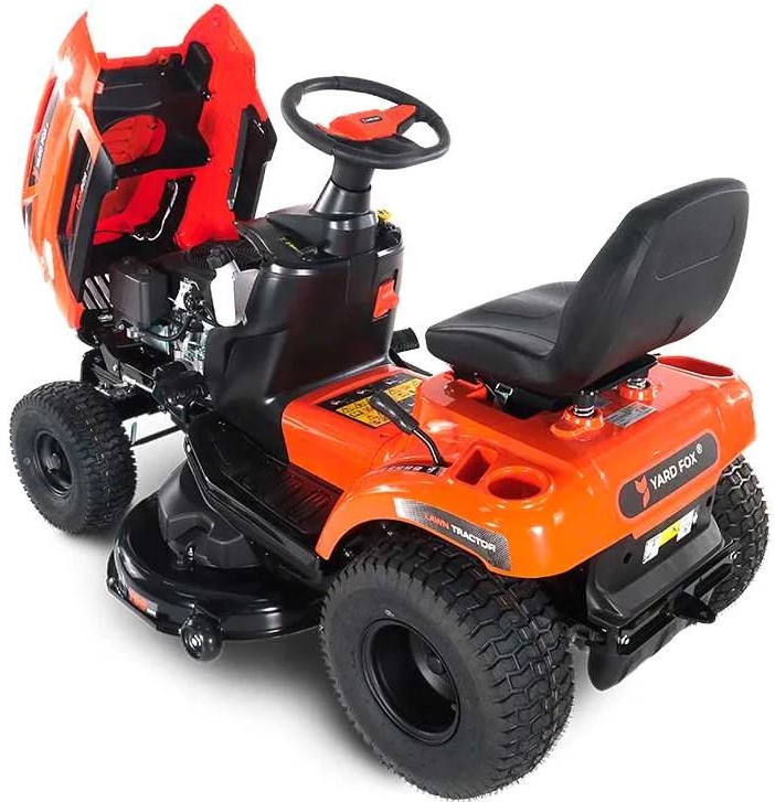 sadovyj-traktor-benzinovyj-yard-fox-t-108sch-travosbornik
