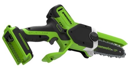 cordless-chain-saw-greenworks-gd24cs15-angle