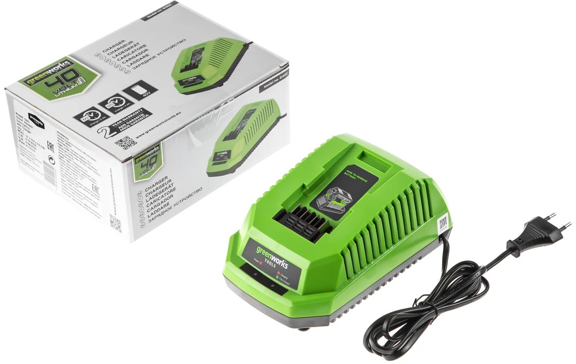 akkumulyatornyy-vozduhoduv-greenworks-g40ab-2400807ub-motor-closeup