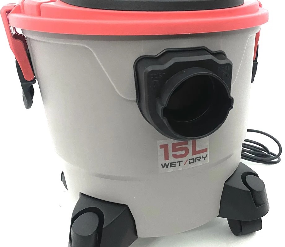 promyshlennyi-pylesos-crown-ct42045-patrubok-krupno