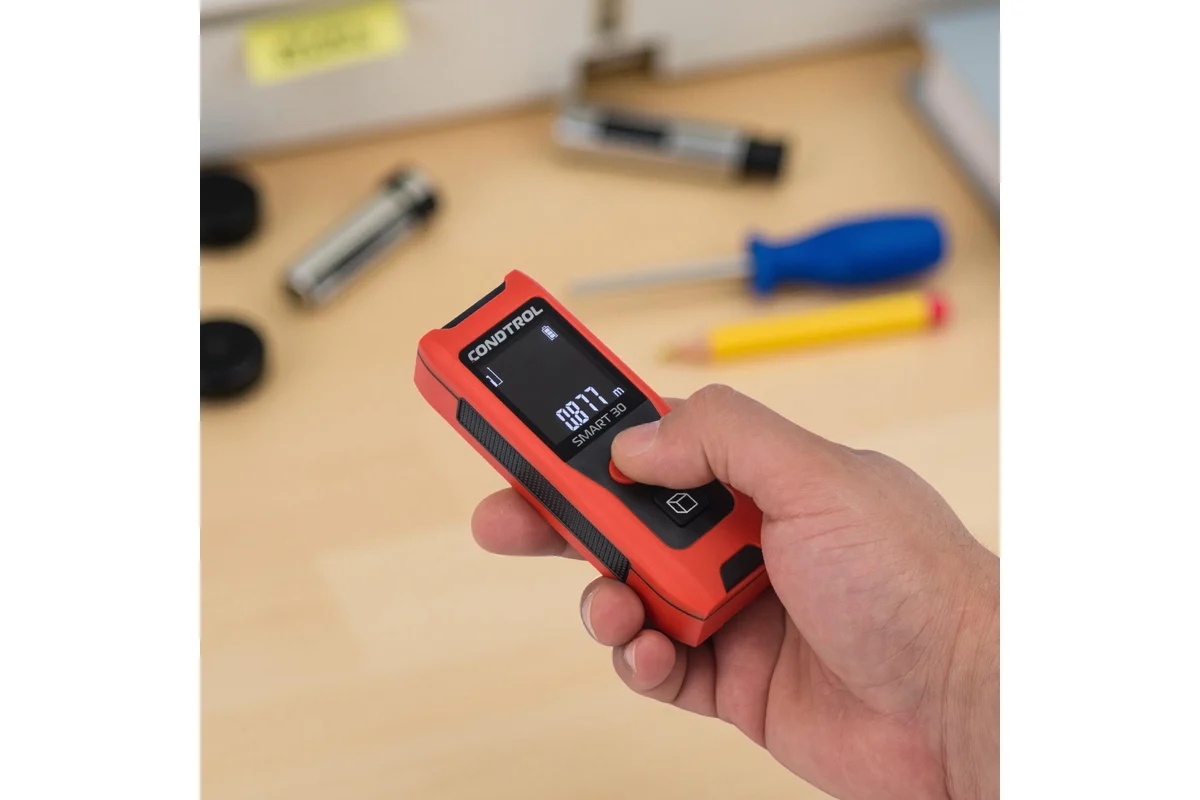 condtrol-laser-measurer-smart-30-v-ruke-izmerenie-dliny