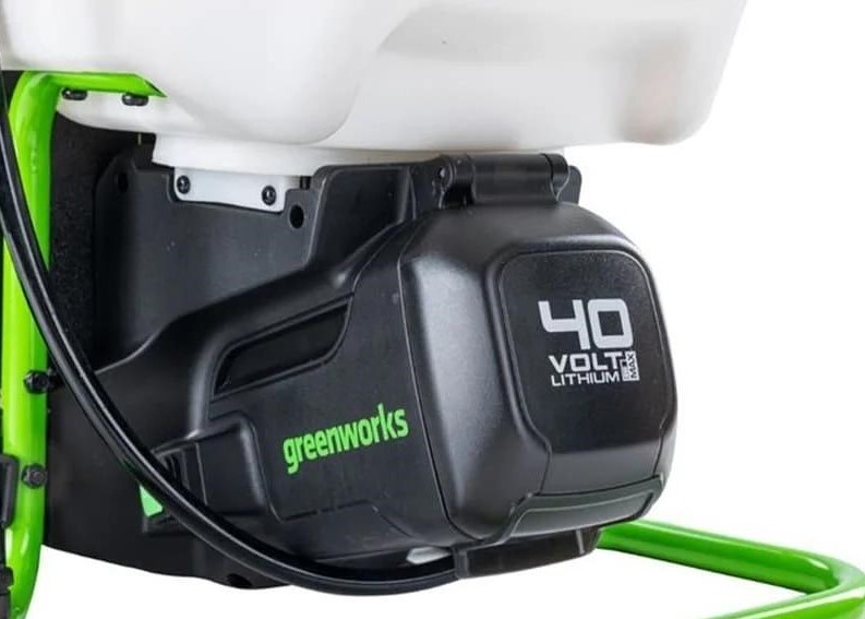 opryskivatel-akkumulyatornyy-greenworks-40v-5300007-nasadka