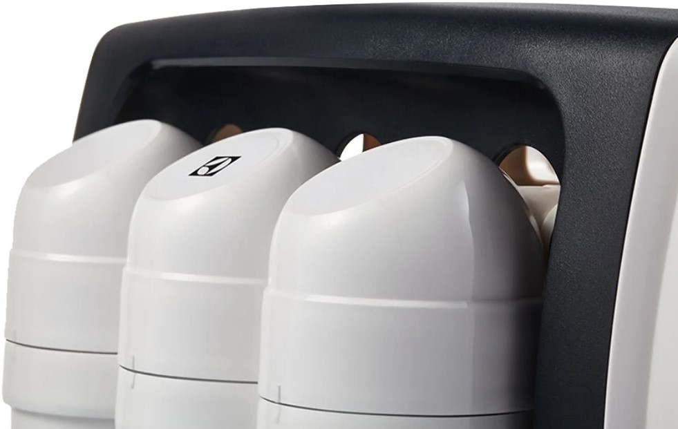 water-filter-electrolux-istream-optimal-front-view