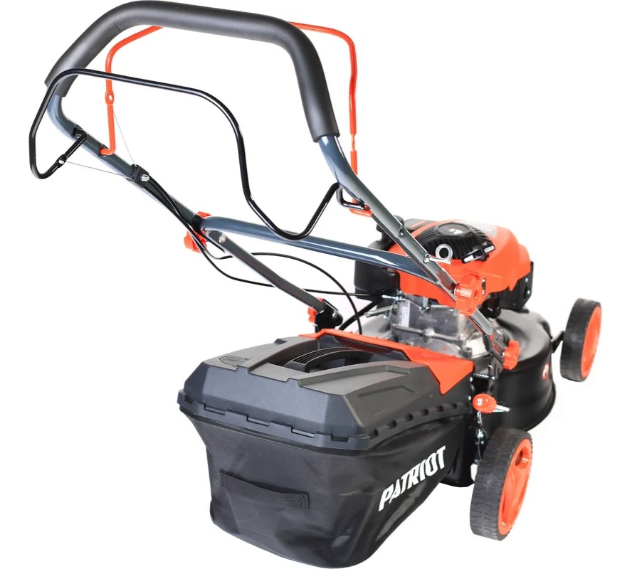 patriot-pt-42-ls-gazonokosilka-sboku-levo