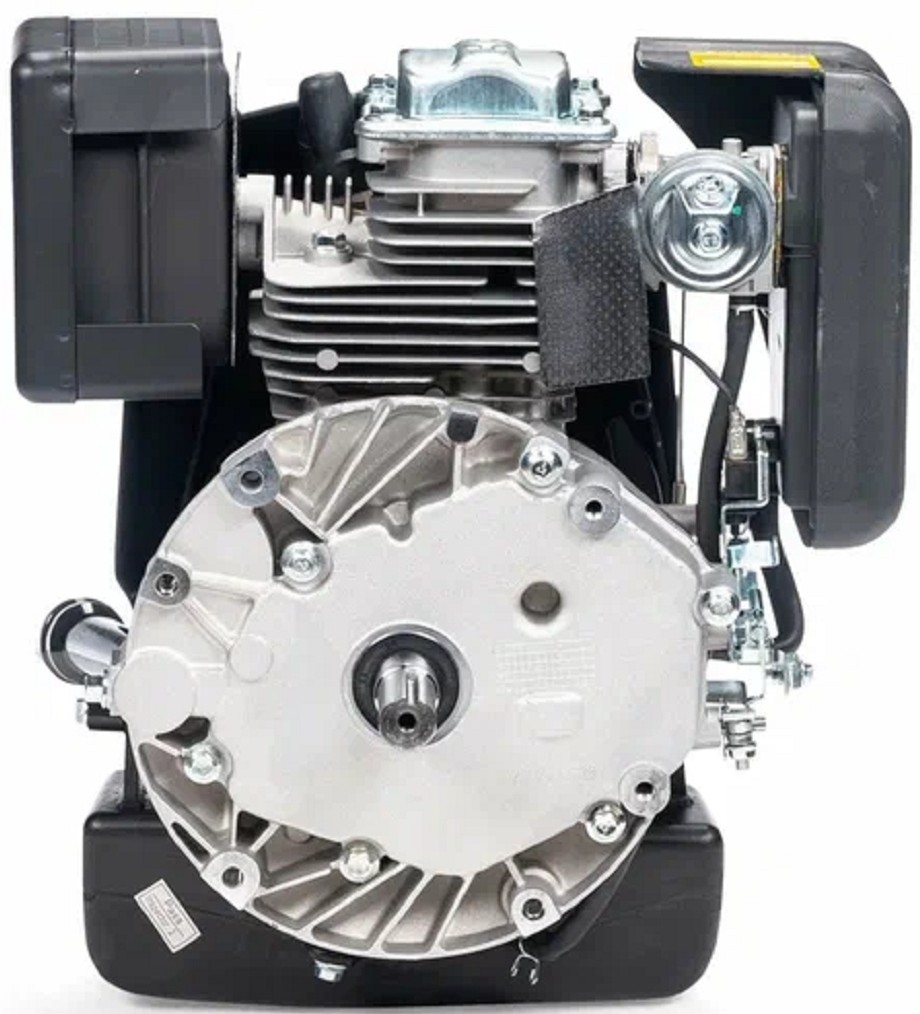 gasoline-engine-champion-g200vk-2-6hp-4-4kw-front
