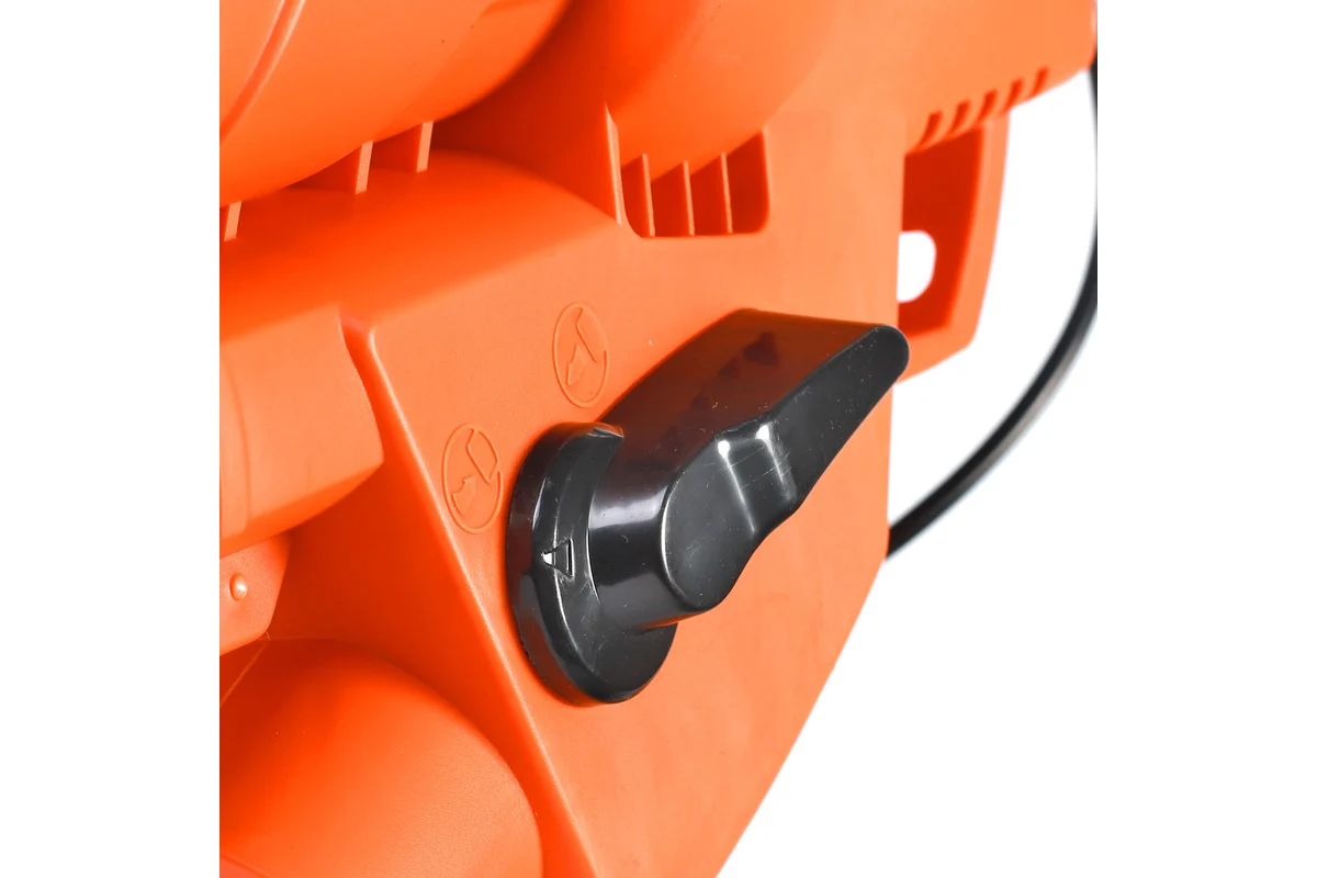 sadovyy-pylesos-patriot-pt-bv2000e-755302451-45deg-angle