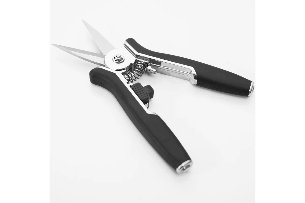 cvetochnyy-sekator-polyagro-silver-compact-7592130-lezvie