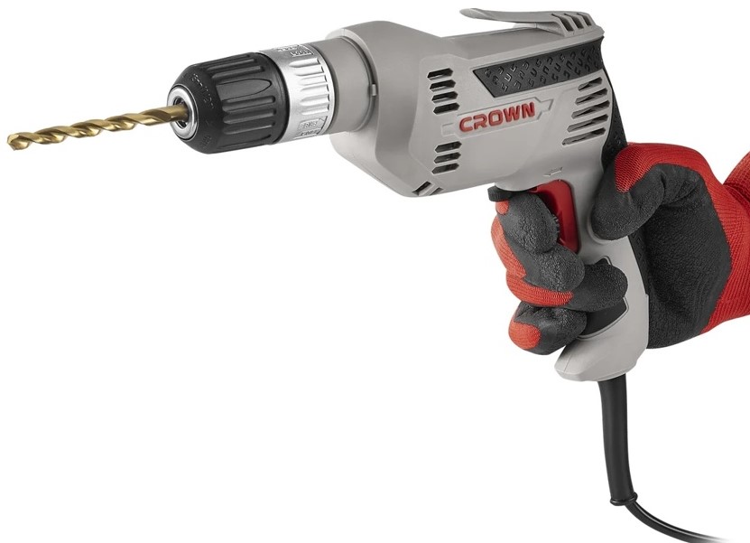 drill-crown-ct10143-13c-in-hand