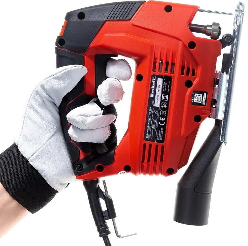 lobzik-einhell-tc-js-80-1-in-hand