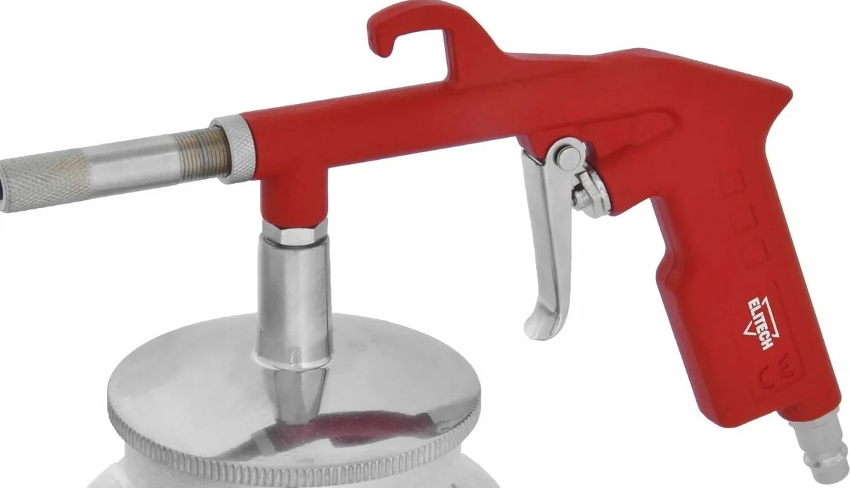 pneumatic-sandblasting-gun-elitech-0704-013900-side