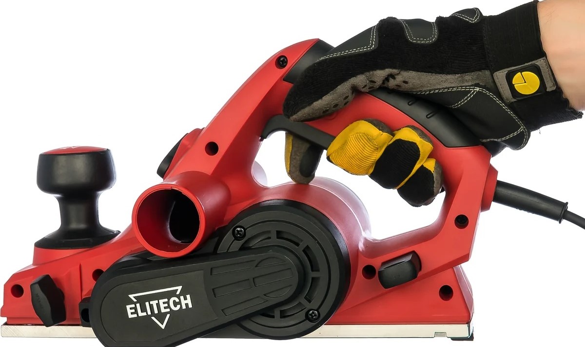 electric-planer-elitech-r-82-front-angle
