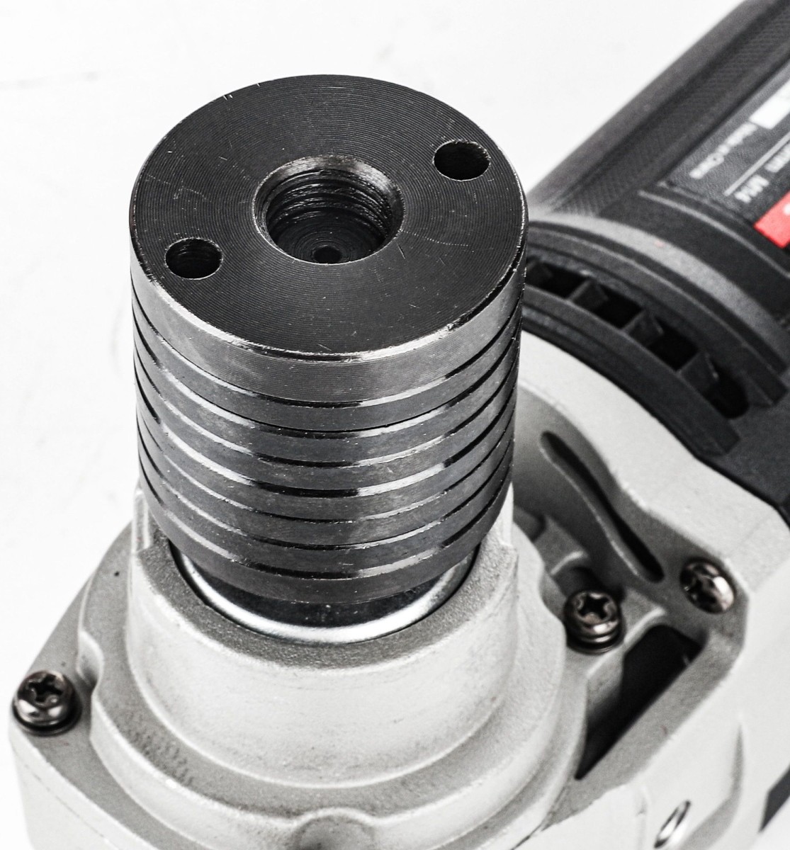 wall-chaser-pit-pwc125-c-electric-spindle-detail