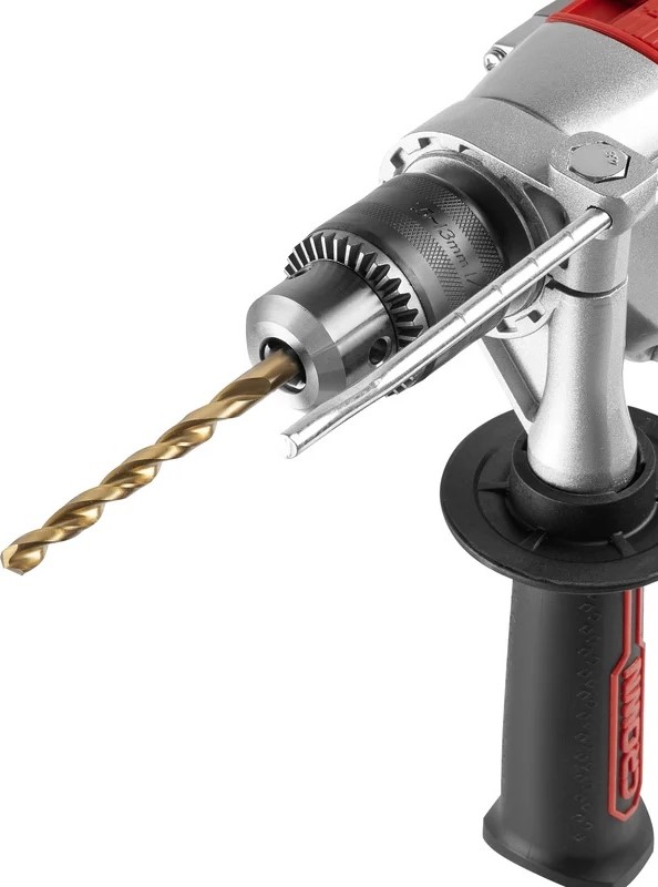 udarная-drel-crown-ct10130-patron-blizko