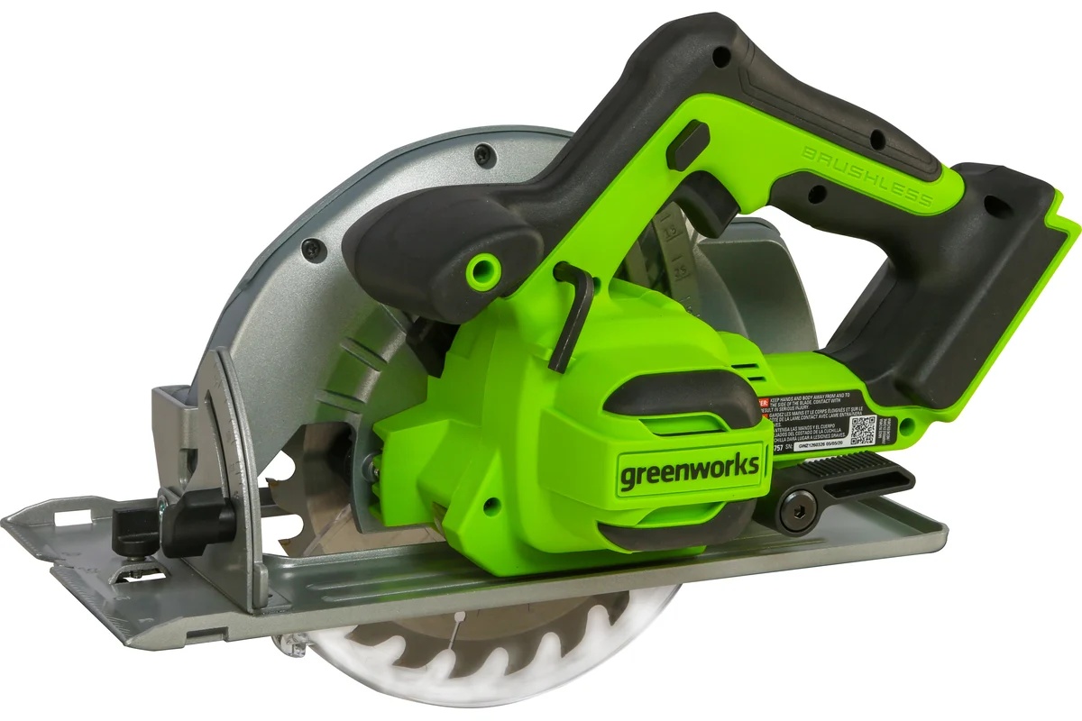 cordless-circular-saw-greenworks-gd24cs-side-view