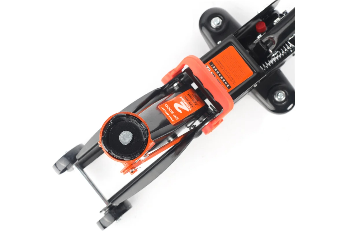 patriot-dp2000-floor-jack-2-ton-lifting-capacity-photo4.jpg