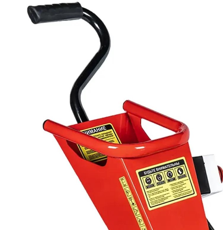 izmelchitel-sadovyy-brait-ivb-750-kolesa