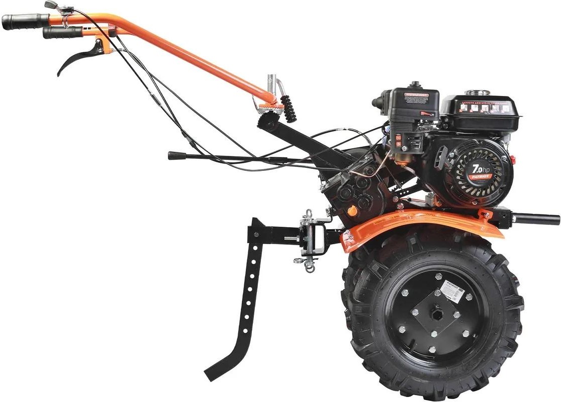 motoblok-patriot-kaluga-m-ponizhennaya-peredacha-4vpered-2nazad-440107011-koleso-krupnym-planom