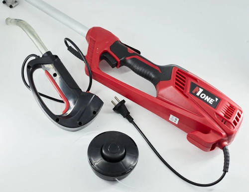 electric-grass-trimmer-number-one-et1750-1-motor-handle-detail