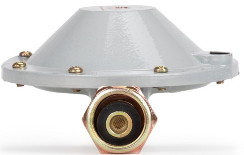 foxweld-rdsg-1-1-2-propane-gas-regulator-connection-close-up