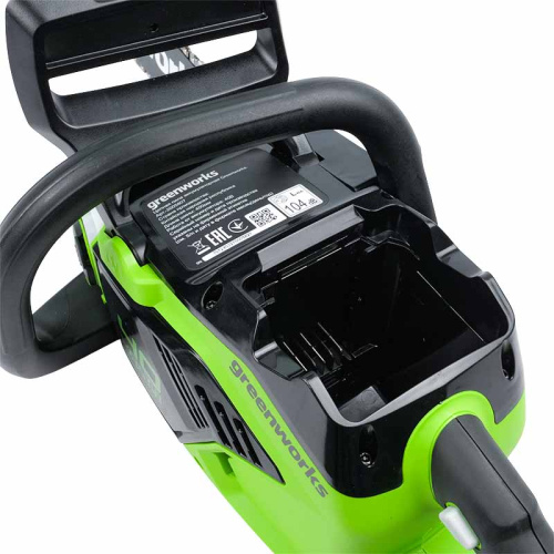 akkumulyatornaya-tsepnaya-pila-besschyotochnaya-greenworks-gd40cs18-bez-akb-i-zu-komplekt