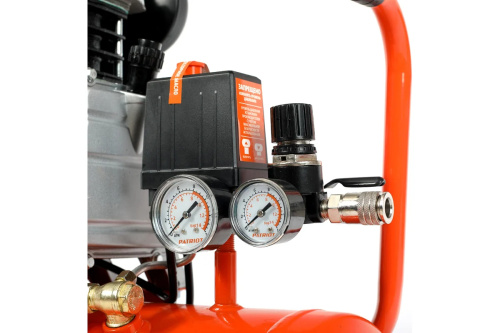 patriot-euro-24-240-electric-air-compressor-24l-tank-2hp-photo4.jpg