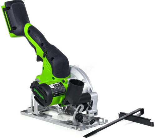 mini-circular-saw-greenworks-1501207-blade-closeup