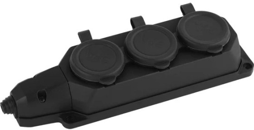rubber-socket-block-era-k-3e-ip44-16a-three-outlets-closed-covers-angled