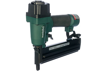 Нейлер пневматический для гвоздей и скоб METABO DKNG 40/50/KOMBI40/50 15-50 мм