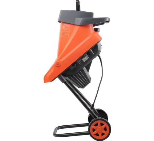 sadovyy-izmelchitel-patriot-pt-se24-732304620-vid-speredi