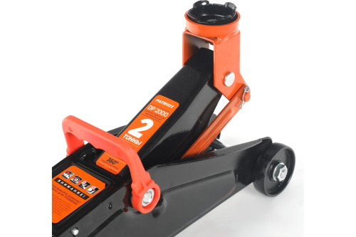 patriot-dp2000-floor-jack-2-ton-lifting-capacity-photo1.jpg