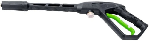 greenworks-pressure-washer-gun-in-use