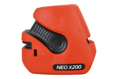 lazernyi-uroven-condtrol-neo-x200-bokovoi-vid
